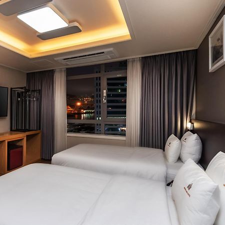 Central Park Hotel Busan Exterior photo