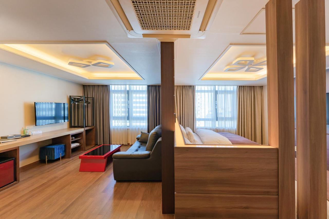 Central Park Hotel Busan Exterior photo